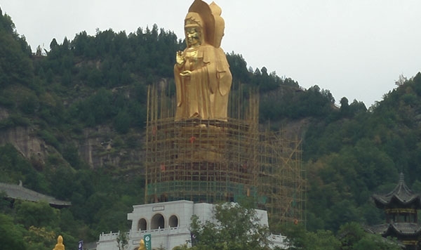 陕西省宝鸡市九龙山九龙禅院紫铜观音菩萨像