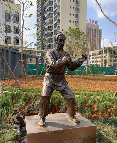 福建铸铜人物雕塑
